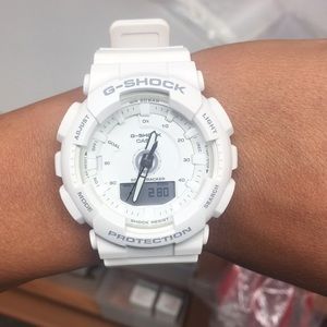 G Shock Watch (Women’s)
